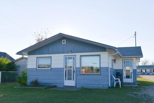 Thunderhill Motel And Suites Swan River Exterior photo